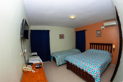 雷纳瑟尔酒店 雷纳瑟尔酒店