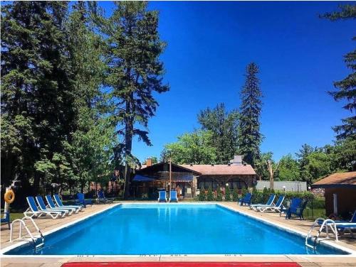 Swimming pool, Ramada by Wyndham Ottawa On The Rideau near Ottawa Macdonald-Cartier International Airport