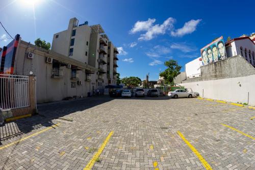 雷纳瑟尔酒店 雷纳瑟尔酒店