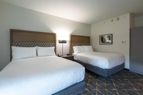 Holiday Inn Greenville - Woodruff Road, an IHG Hotel