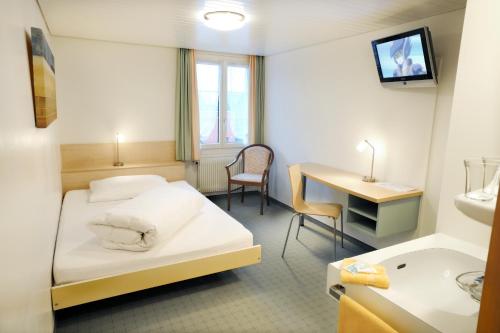 Hotel Kreuz AG, Malters
