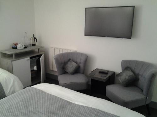 Lady Charlotte Guest rooms triple rooms