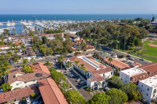 Mason Beach Inn - image 2