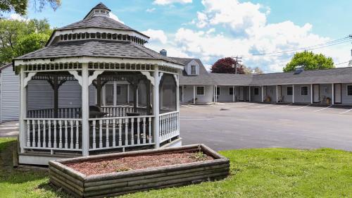 Seneca Clipper Inn - Accommodation - Watkins Glen