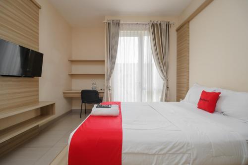 RedDoorz Syariah Plus @ Wisma Bougenville Karawaci in Karawaci