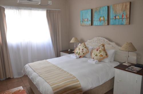 Stoep Cafe Pensión (Stoep Cafe Guest House) in Kruger National Park