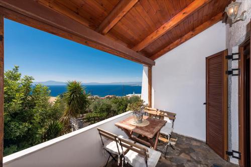  Seaside Heaven - Sunset views close to the beach in Kalamata