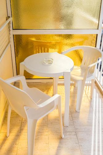 Apartamentos Avenida - image 8