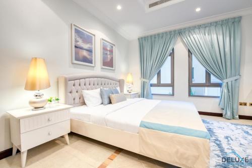 Posh 5BR Villa with Private Pool on Palm Jumeirah