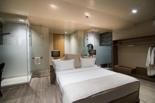 Mikelina Boutique Hotel Room Type - Signature Suite