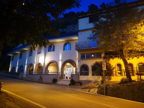 Hotel Ristorante Farese, Melfi bei Sant’Angelo