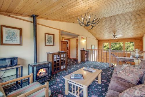 Deer Harbor Inn - image 4