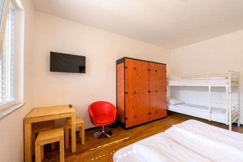 Art Rock Downtown Hotel - image 13