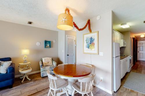 Polynesian Village - Unit 222 - image 2