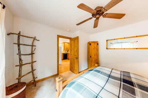 Alpine Home - image 7