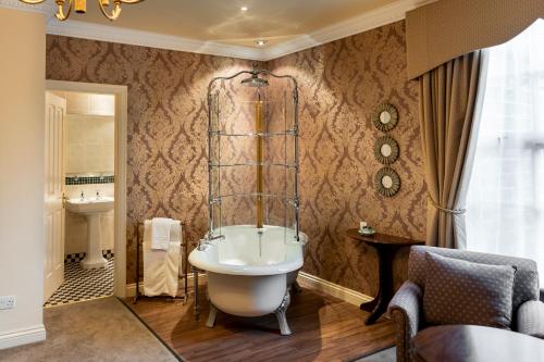 Ringwood Hall Hotel & Spa - image 13
