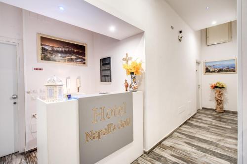 Gold Hotel - image 22