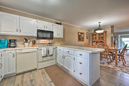 4-Season Lakefront Condo Swim Boat and Ski! - image 5