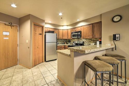 Home at Purgatory Ski-In and Ski-Out Cozy Condo - image 5