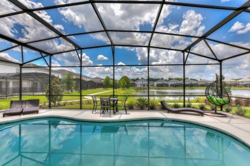 6BR Mansion - Family Resort - Private Pool Games and More! - image 7