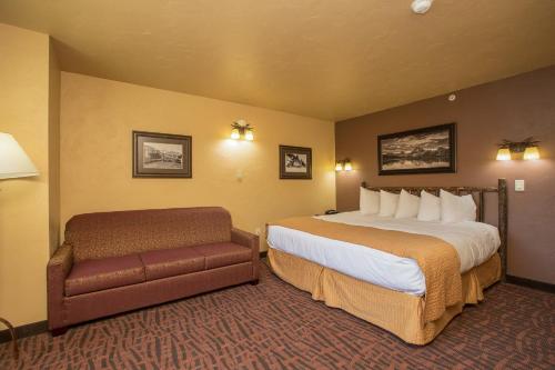 Elk Country Inn - image 12