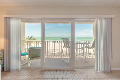 209 Beach Place Condos in St Pete Beach, USA