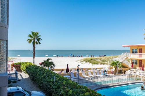 3b 3b Beach View Balcony 1500 sq ft Crimson #103 image