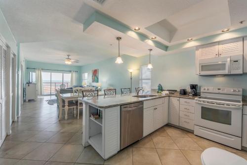 102 Crimson Condos in St Pete Beach, USA