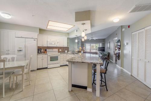 104 Crimson Condos - image 2