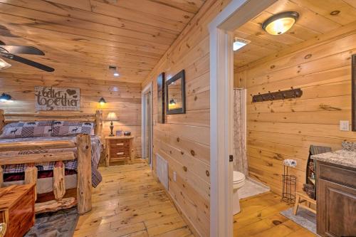 Relaxed Oklahoma Retreat Broken Bow Bungalow - image 4