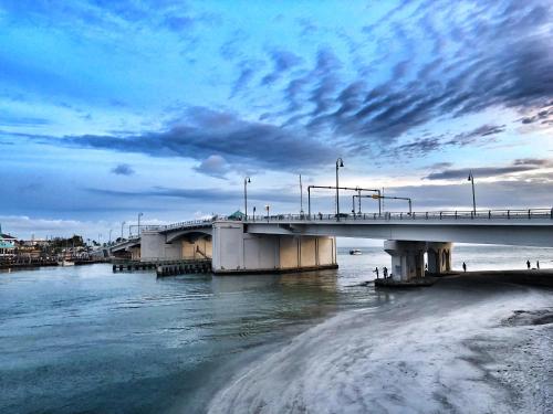308 Sea Breeze Condo - image 7