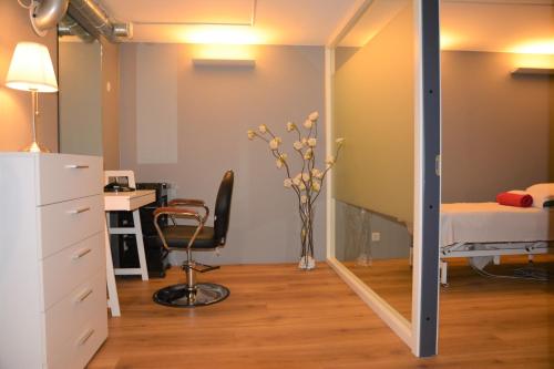 Hotel Emmi - image 12