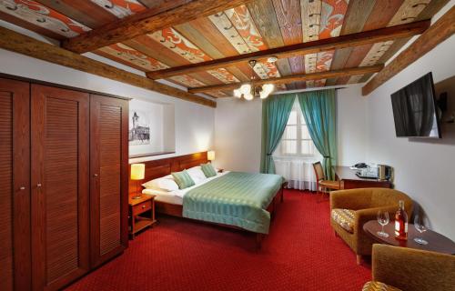 Hotel Lippert – Prague, NY