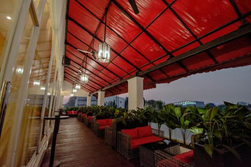 Ravintola, Grand Zuri BSD in Serpong