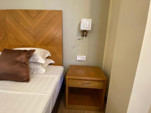 The Monalysa Suites & Residence