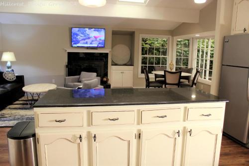 Updated Three bedroom Pacific Grove home - image 3