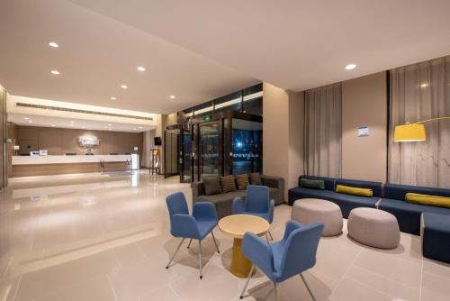 Holiday Inn Express Chongqing University Town By IHG - 숙소 외관