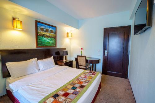 Avis Hotel By WS Hotel Group - main image