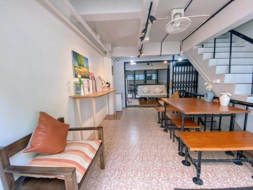 Sleep Owl Hostel, Bangkok (zdjęcie 7)