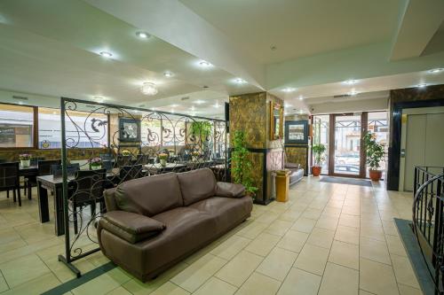 Avis Hotel By WS Hotel Group - image 6