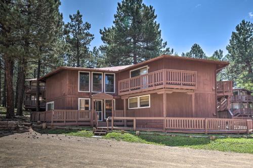 Angel Fire All-Season Escape Walk to Ski and Trails in Angel Fire, USA