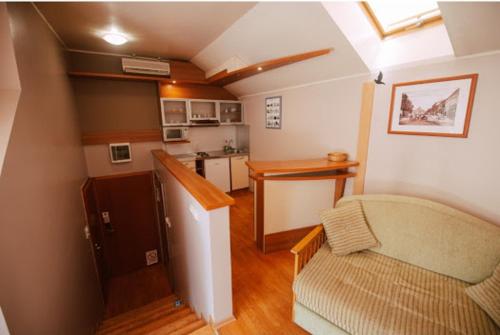 المرافق, Car Royal Apartments and Rooms in نوفي ساد