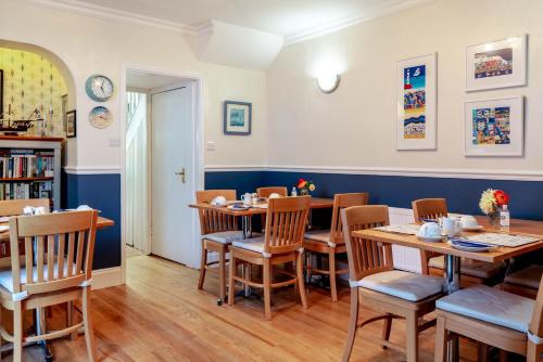Cheriton Guesthouse - image 3