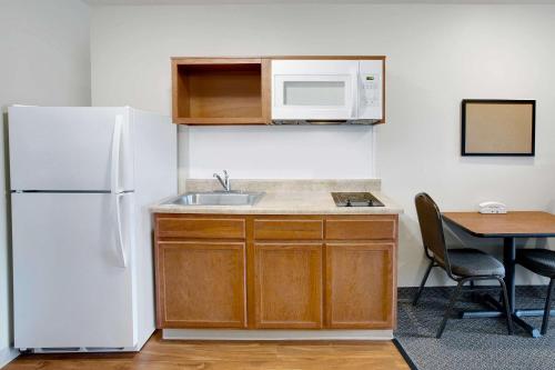 Queen Suite with Two Queen Beds - Non-Smoking