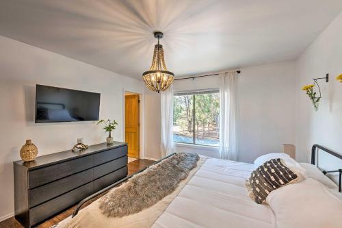 Chic Show Low Escape with Fire Pit Hike and Fish! - image 8