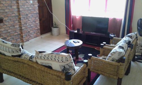 Hilda Blooms in Kisumu