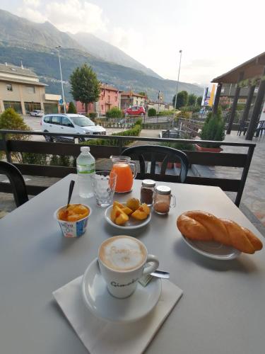 Hotel Rezia Valtellina 3