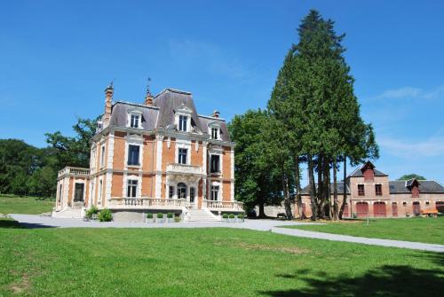 Chateau Sourliavoux, appartement en chambres d'hôtes