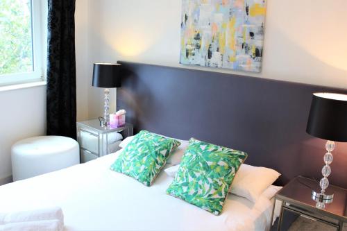 Work Rest And Stay At Gunwharf Quays, Portsmouth