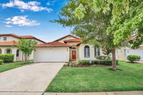 4BR Family Home - Private Pool BBQ And Games! - main image